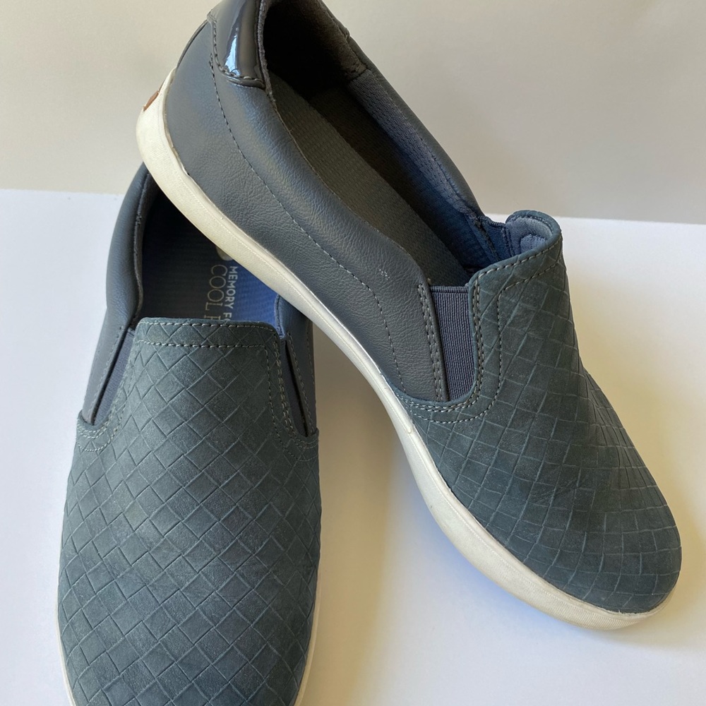 Blue slip on sneakers by Dr. Scholl’s size 8.5.